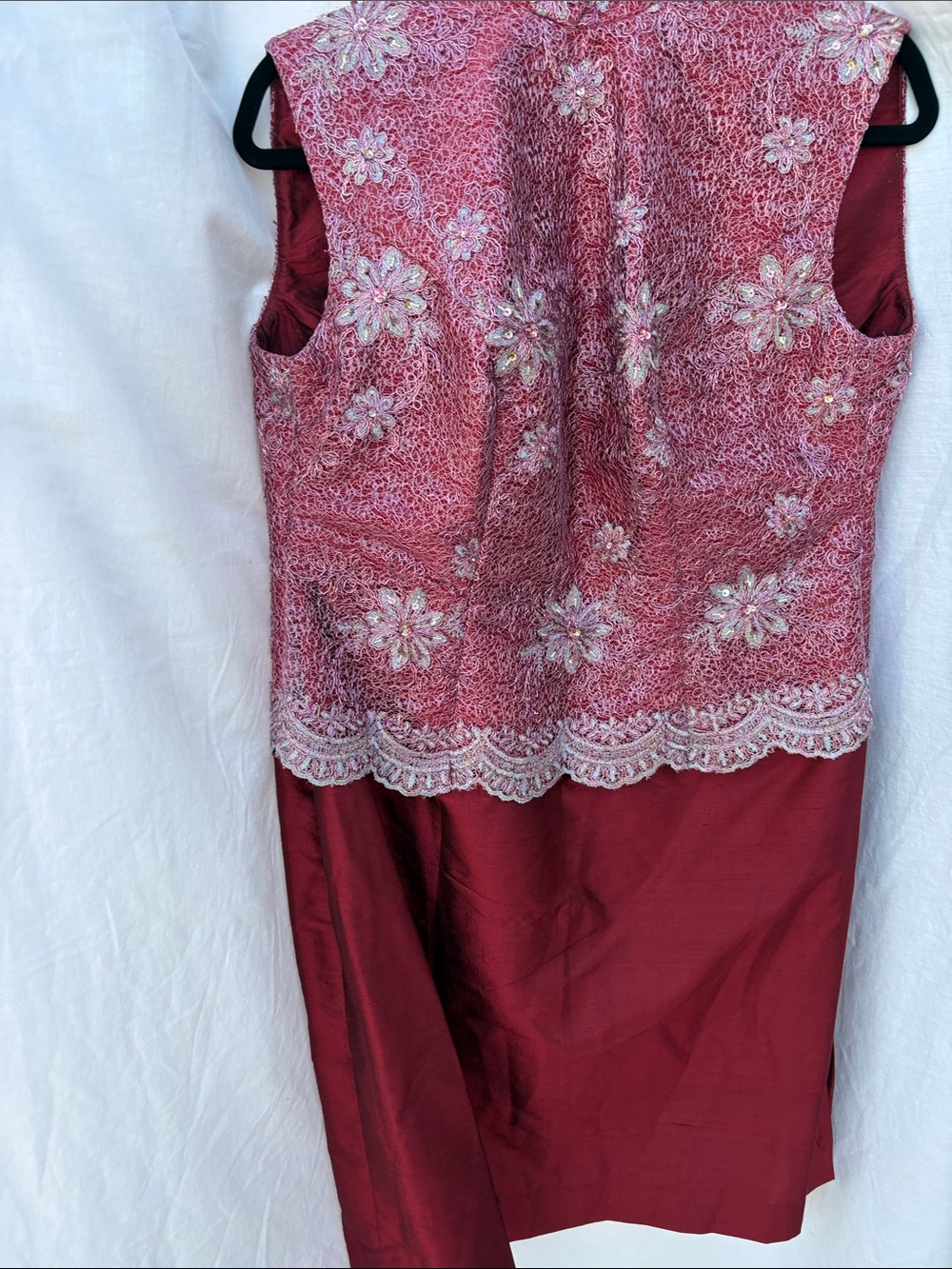 Embellished Sleeveless Burgundy Nightdress